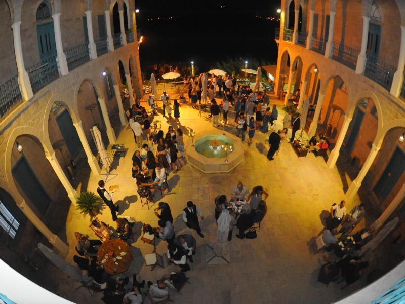 فندق Deir el Qamarفي  Deir Al Oumara المظهر الخارجي الصورة