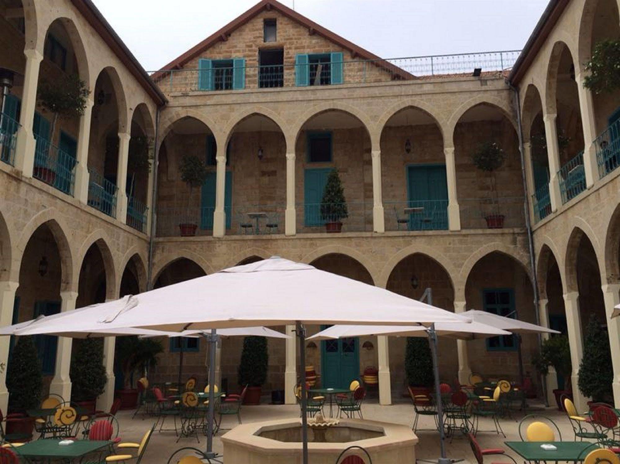 فندق Deir el Qamarفي  Deir Al Oumara المظهر الخارجي الصورة